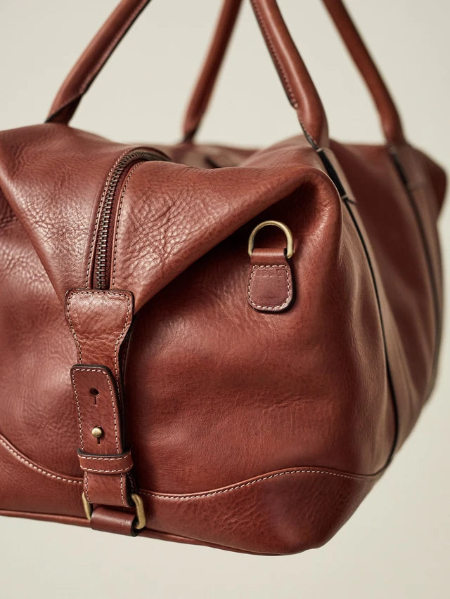 Spacious Weekender Travel Bag With Detachable Shoulder Strap