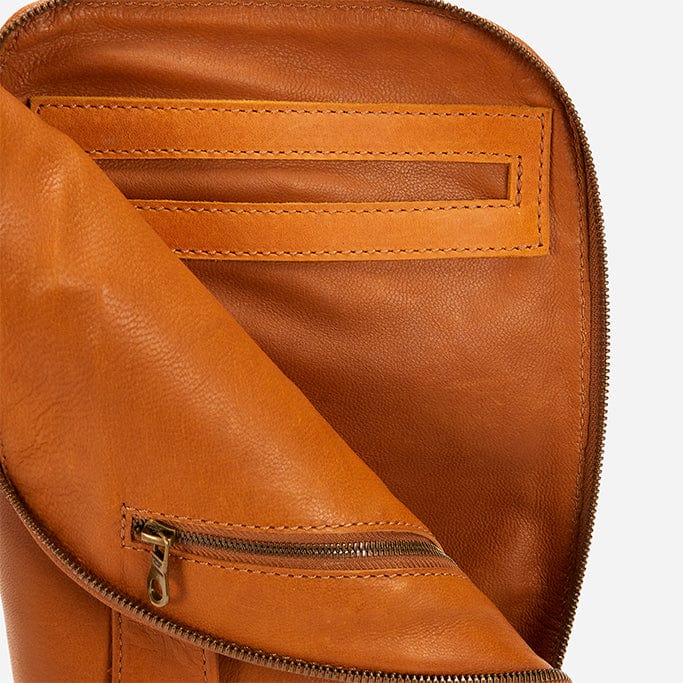 Slim Multi-Compartment Zipper Clutch With Dual Inner Storage Pockets